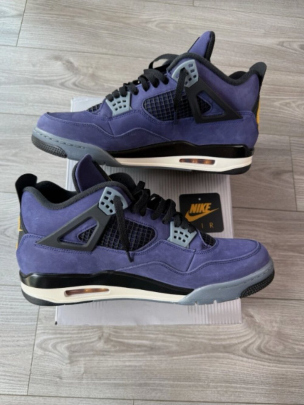 Air Jordan 4 Retro Lakers